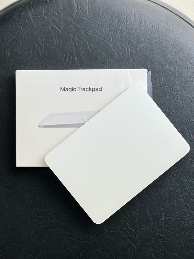 Magic Trackpad (USB‑C) - White Multi-Touch Surface